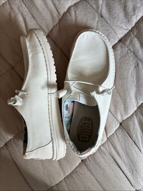 Hey Dude Cream Canvas Wendy Slip-Ons